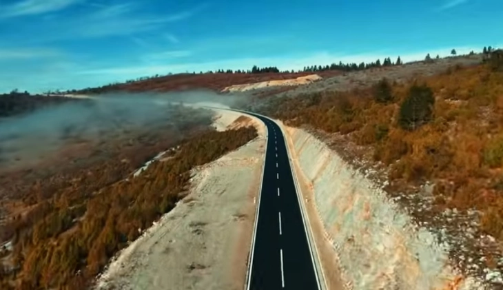 Novoizgrađena dionica puta Vrulja – Mijakovići (Foto: Uprava za saobraćaj/Youtube)