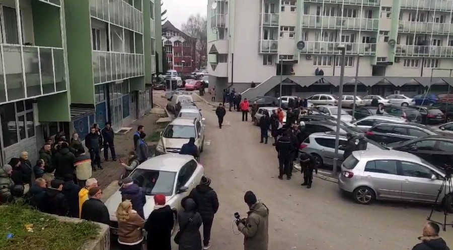 Sa protesta zaposlenih i građana (Foto: Portal RTCG, D.B.)