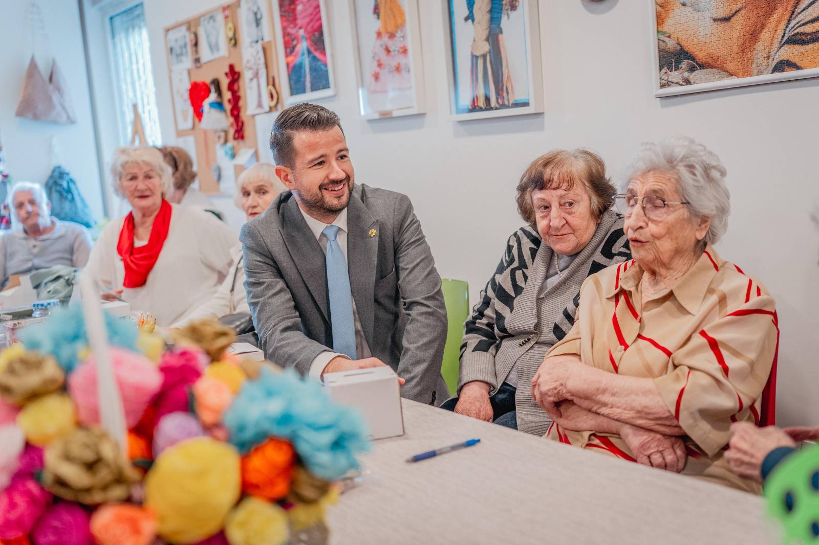 Milatović u Domu starih Podgorica