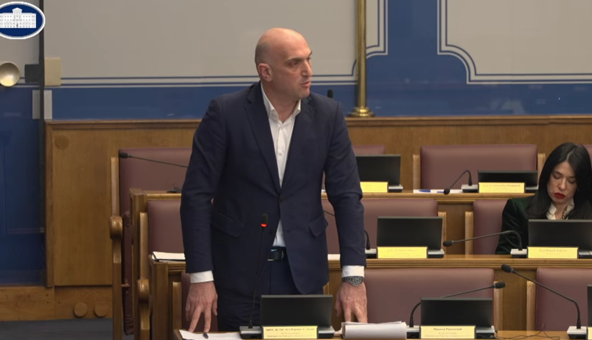 Nermin Abdić (Foto: Skupština Crne Gore - stop kadar)