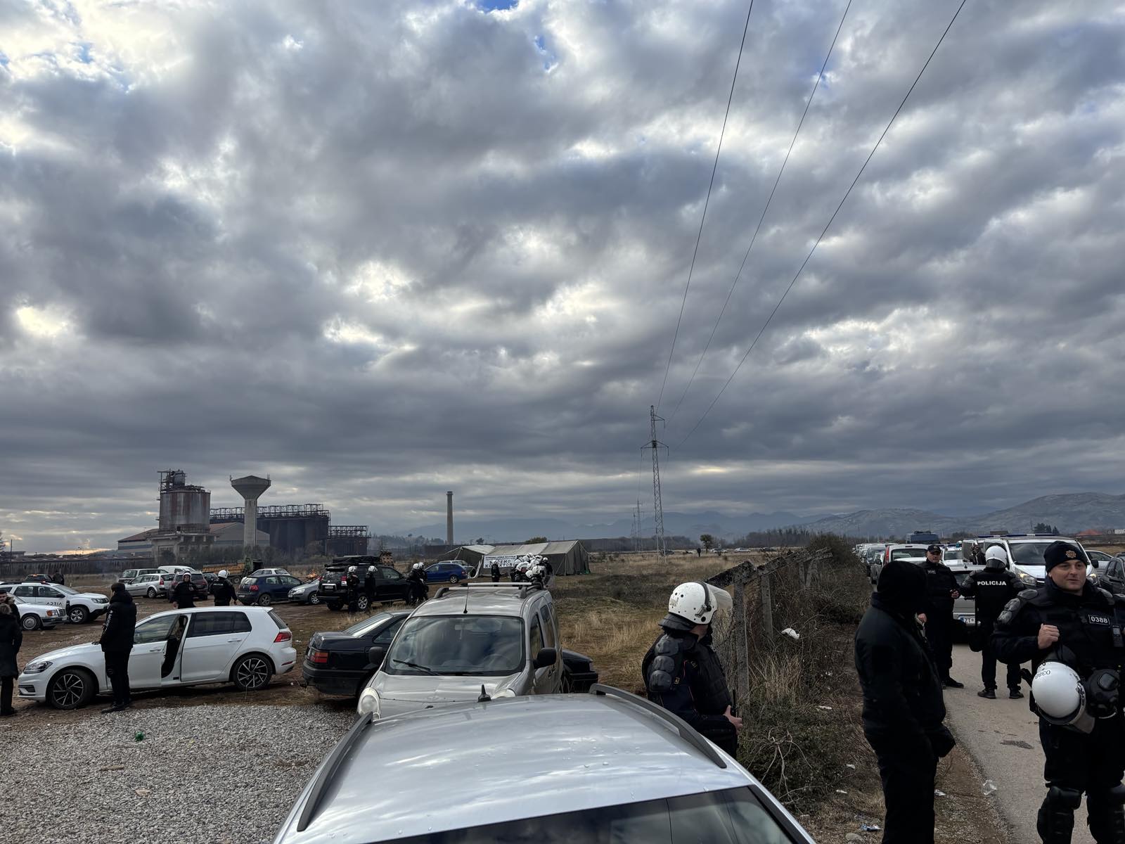 Počelo čišćenje terena u Botunu