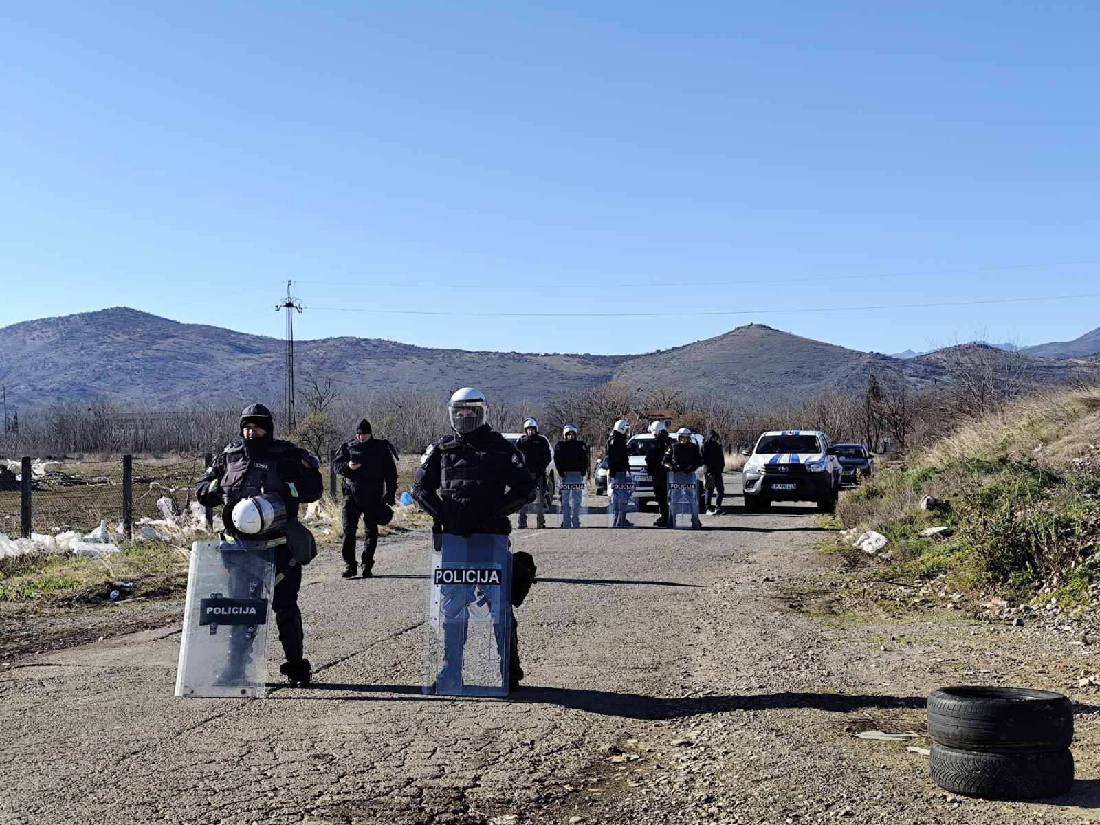 Policija u blizini Botuna