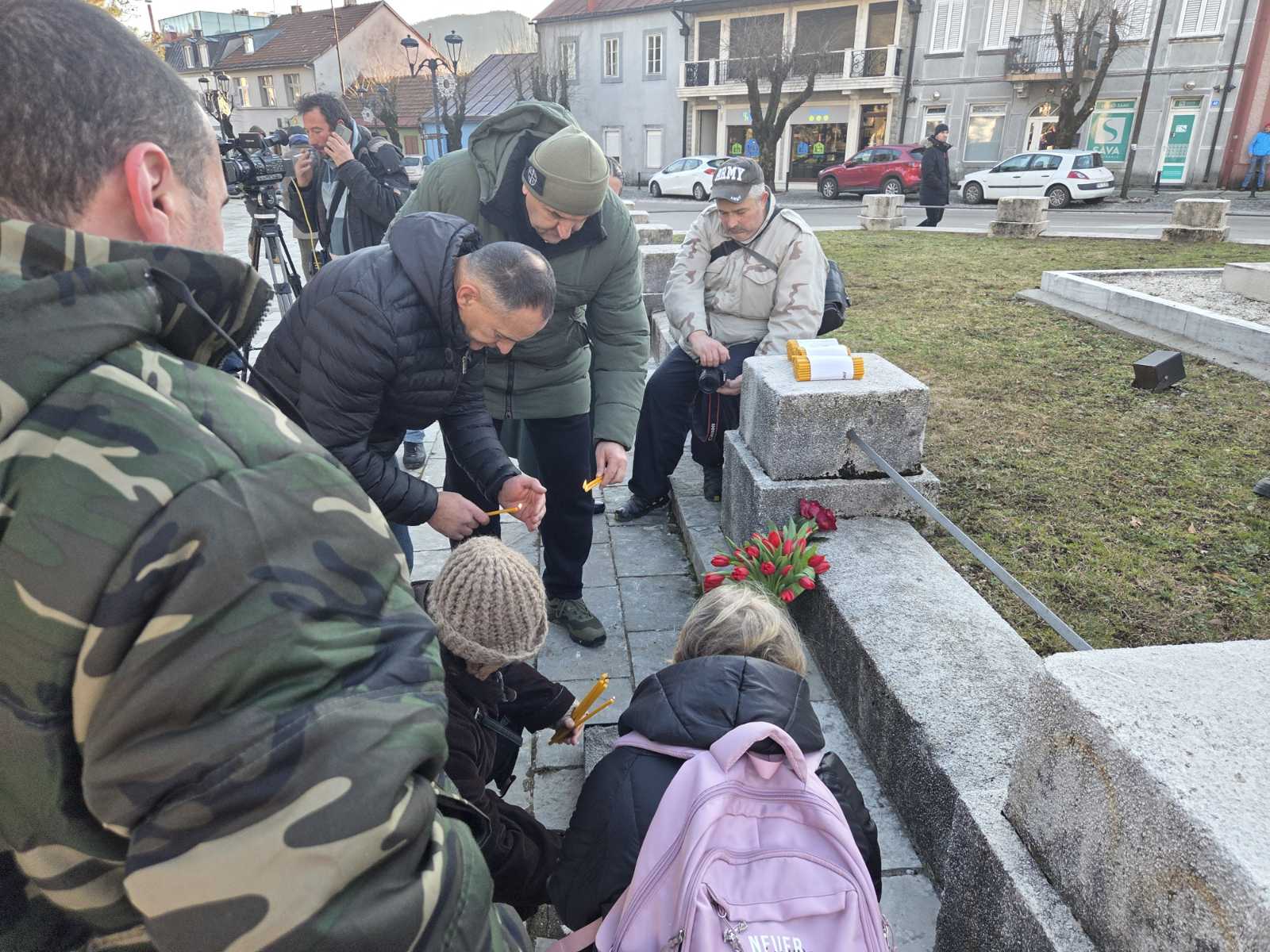 Odavanje počasti žrtvama januarske tragedije na Cetinju 