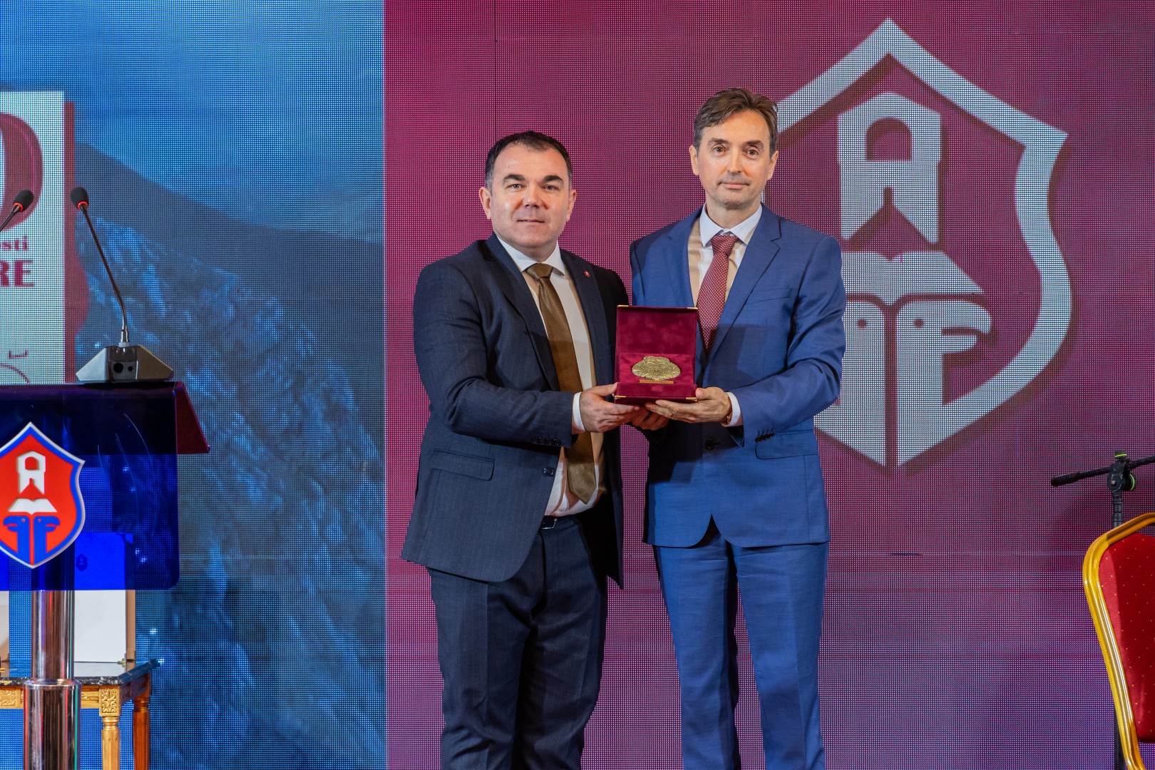 Vukmirović i Đurašković