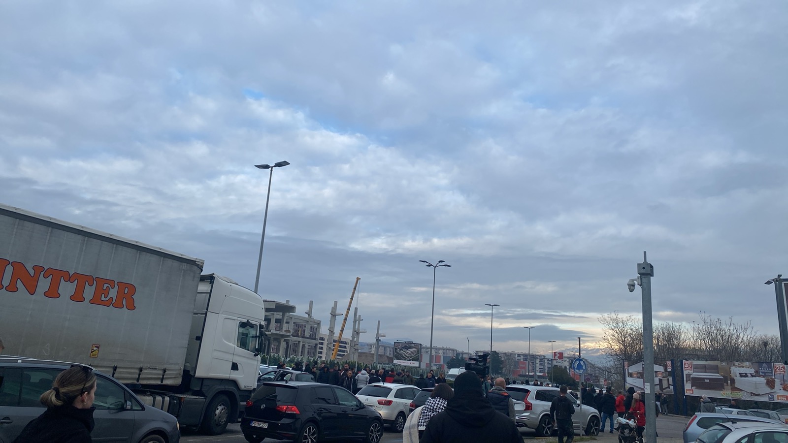 Blokada kružnog toka ka Nikšiću