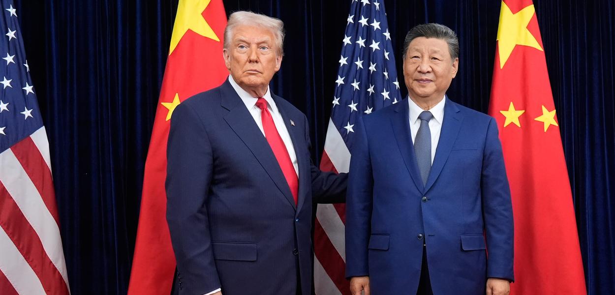 Donald Tramp i Si Đinping (Foto: AP/Mark Schiefelbein)