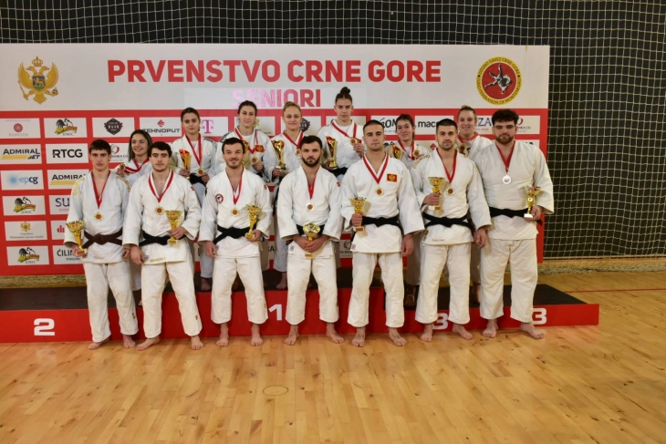 Seniorski prvaci (Foto: DŽSCG)