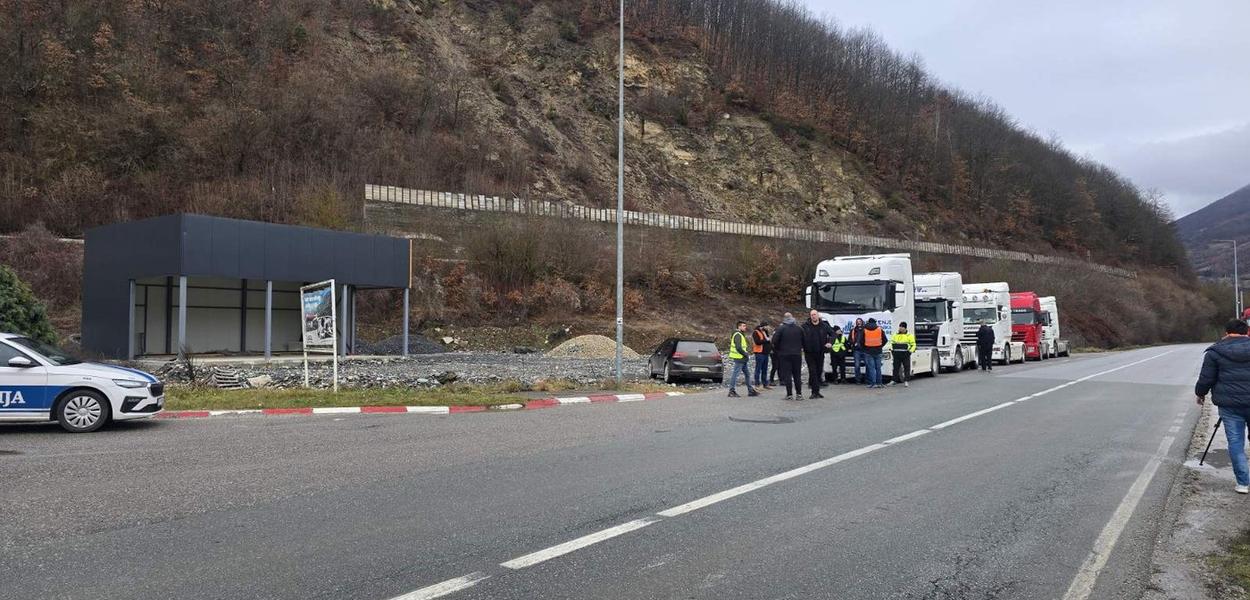 Blokada granica (Foto: Portal ETV/Arnela Hajdarpašić)