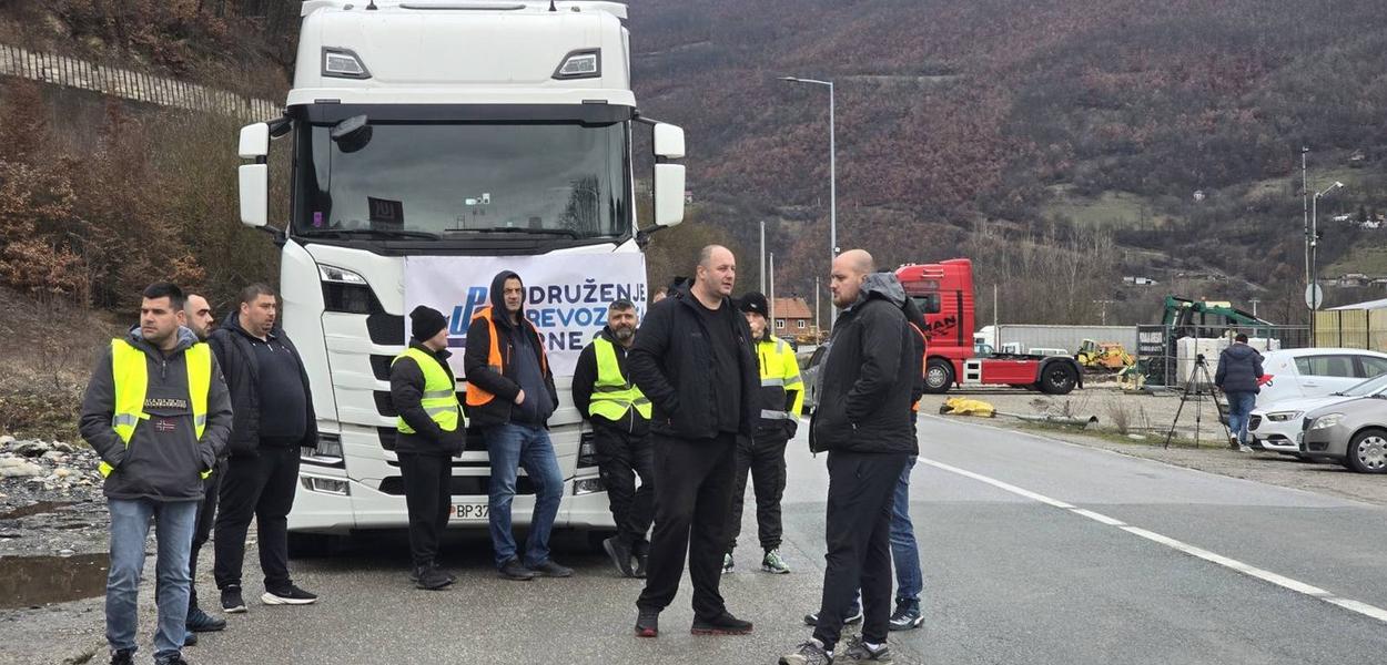 Blokada granica (Foto: Portal ETV/Arnela Hajdarpašić)