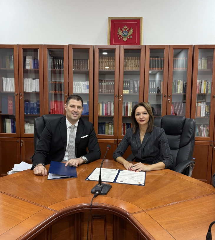 Sa potpisivanja memoranduma (Foto: Ustavni sud)