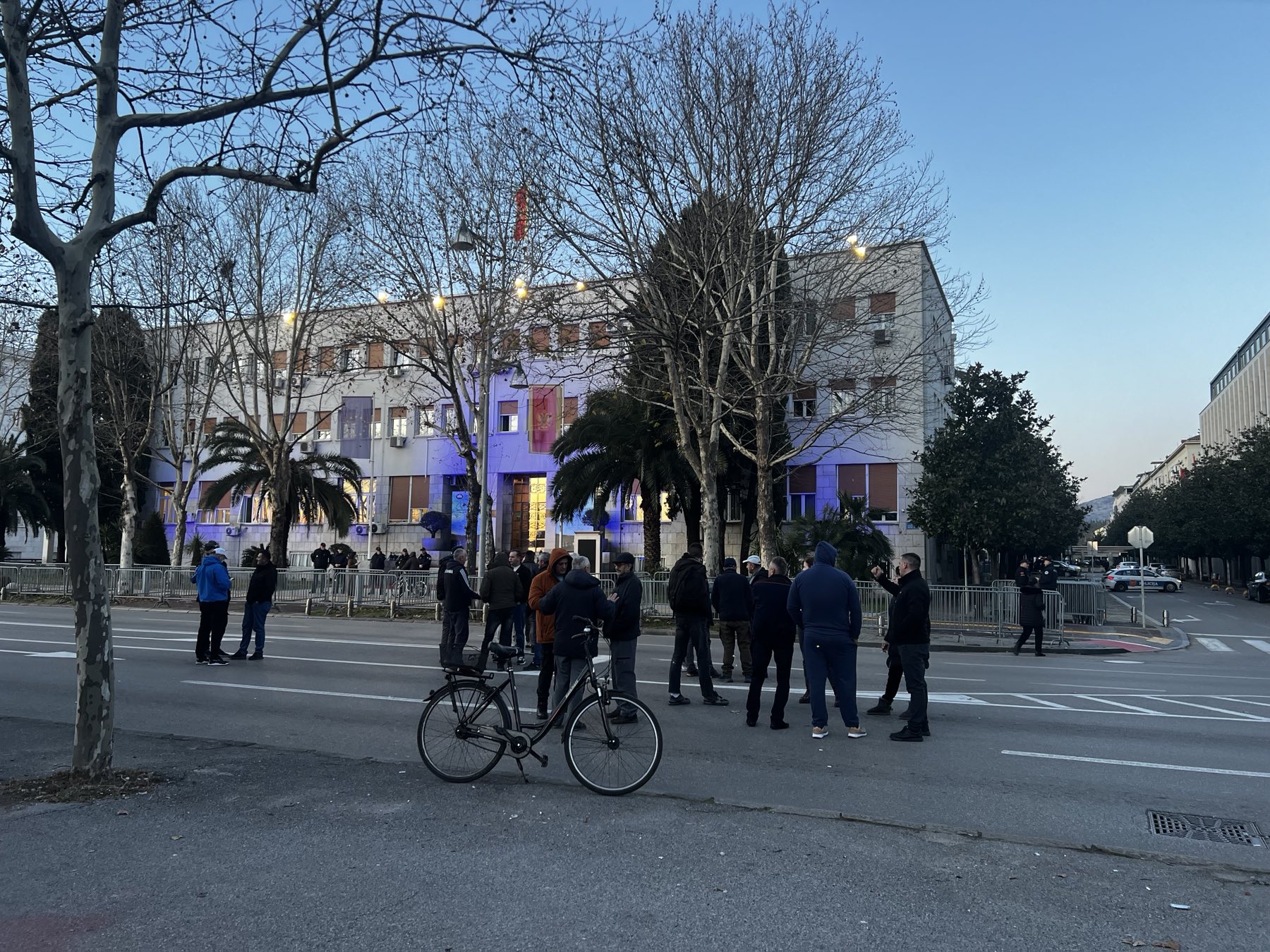Protest Park-šuma Zagorič ispred Skupštine