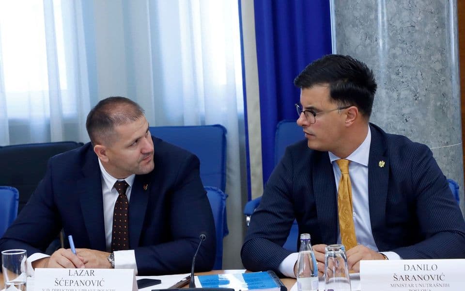 HOW TO RETAIN YOUNG POLICE OFFICERS: Šćepanović and Šaranović