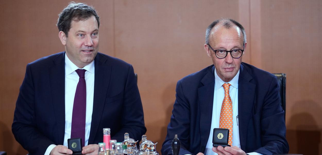 Lars Klingbeil i Fridrih Merc (Foto: AP/Ebrahim Noroozi)