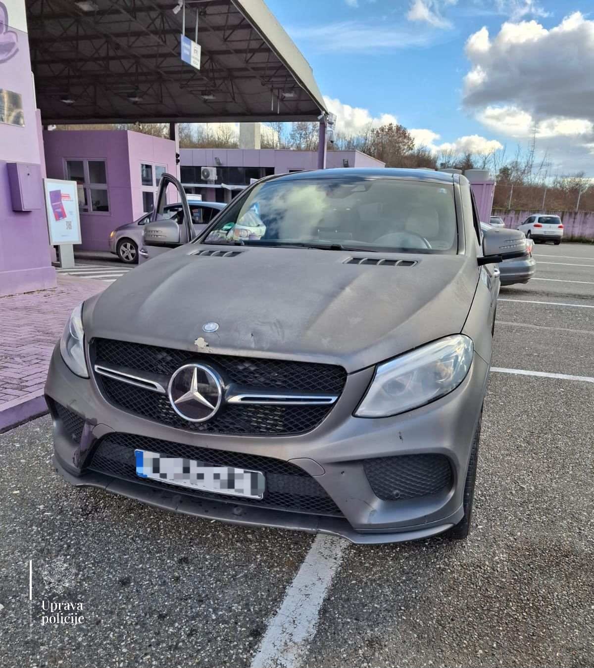 Oduzeti automobil (Foto: Uprava policije)