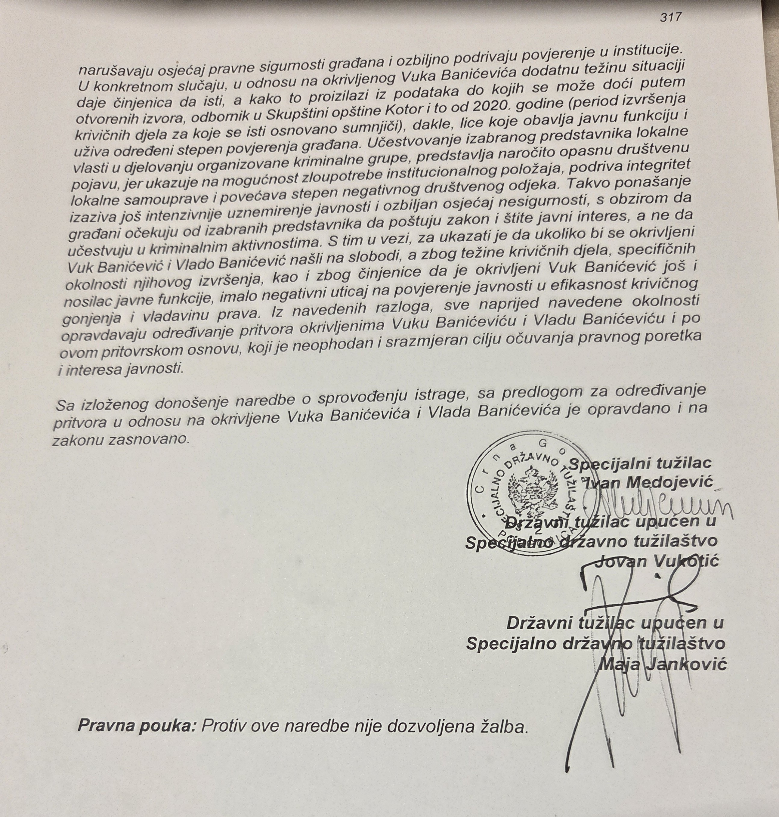 PROSECUTORIAL GAMES: Signatures at the end of the order to conduct the investigation