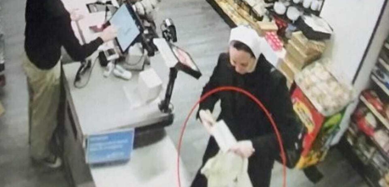 Časna sestra kupuje nož (Foto: Jutarnji.hr)