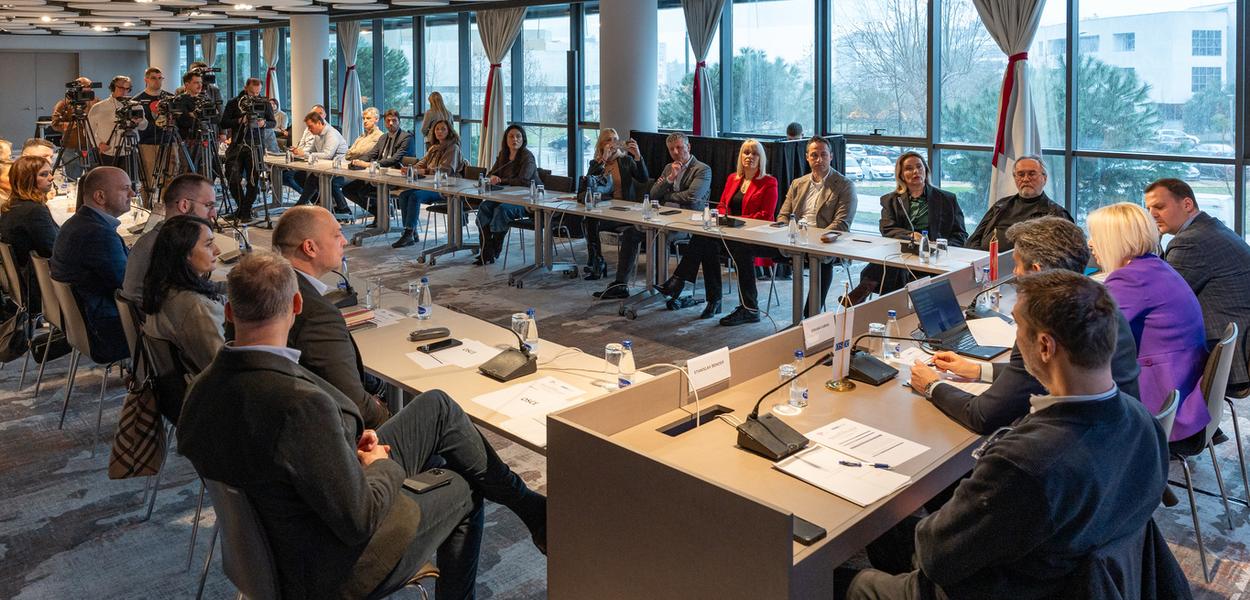 Sa konferencije (Foto: Agencija za audiovizuelne medijske usluge)
