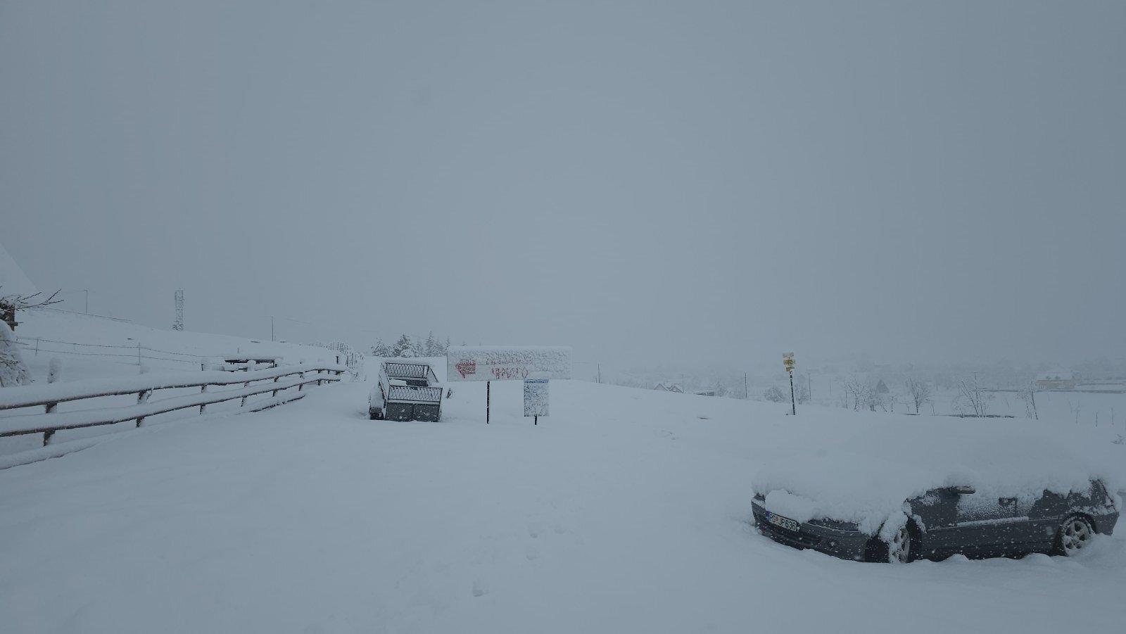 Neprohodno zbog snijega