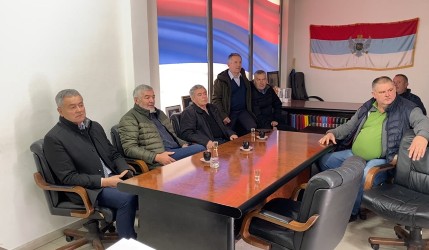 Milan Lekić danas prihvatio sastanak sa pobunjenim dijelom stranke u Pljevljima (Foto: RTCG)