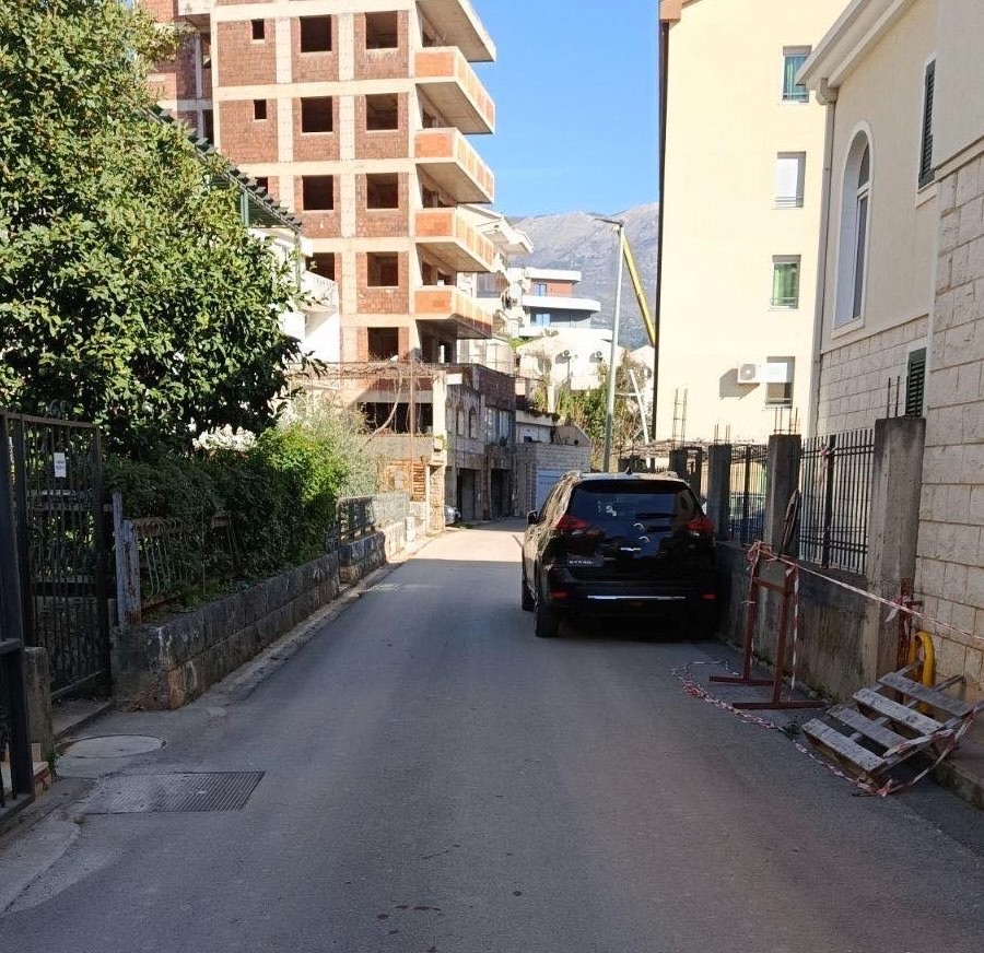 Skandal: Investitor tvrdi da mu ministar Krapović ne dozvoljava gradnju u Budvi