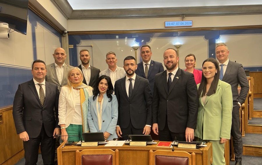 OČEKUJE SE REAKCIJA: Poslanički klub DPS-a (Foto: Foto: DPS)