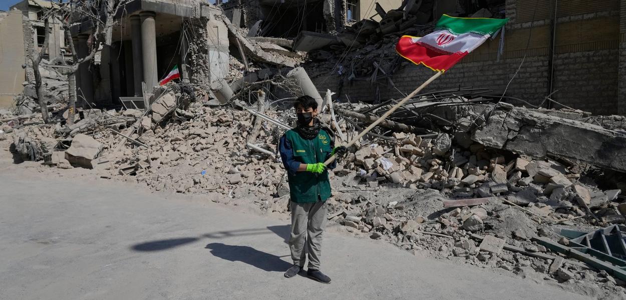 ehran, Iran, Wednesday, March 4, 2026. (AP Photo/Vahid Salemi) (Foto: Vahid Salemi)