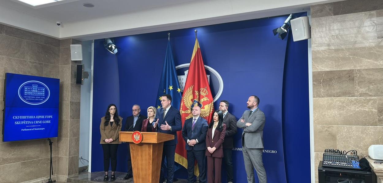 Sa konferencije za medije (Foto: Portal ETV)