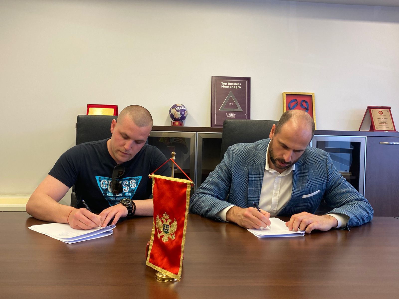 Potpisivanje ugovora 