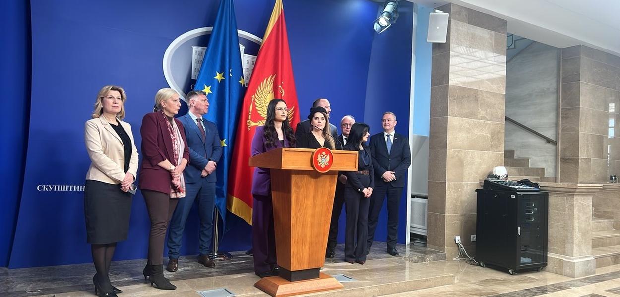 Sa pres konferencije (Foto: Portal ETV/Jasmina Beharović)