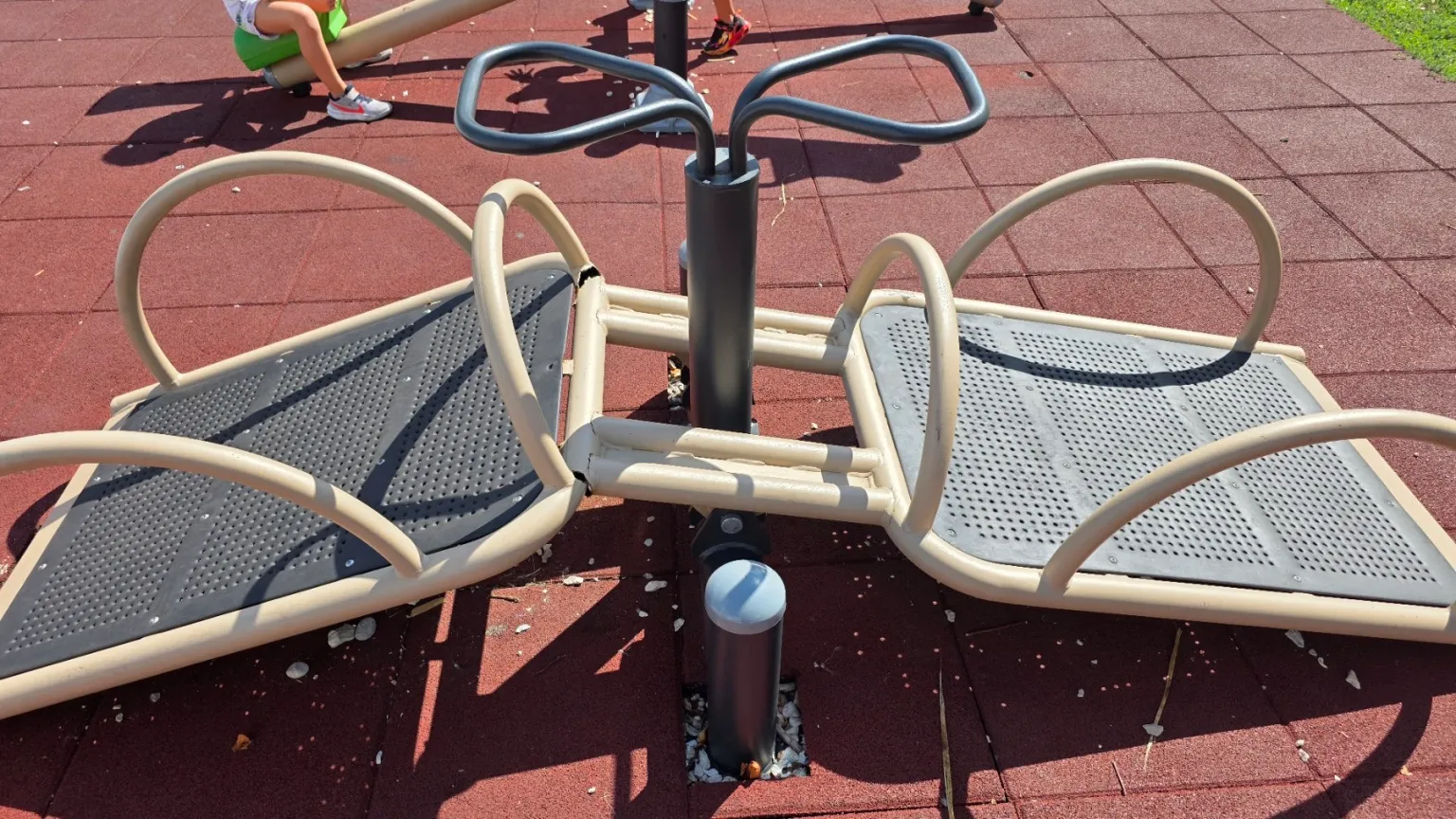 Oborena sprava za osobe sa invaliditetom korišćena kao improvizovani gol