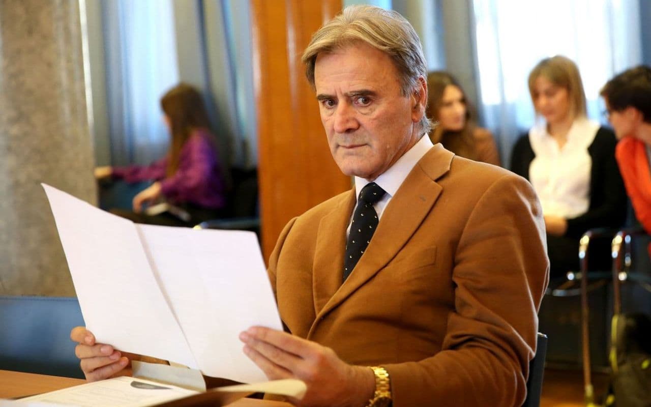 POLITIKANSTKE IGRE SUDIJA USTAVNOG SUDA: Dr Đorđije Blažić