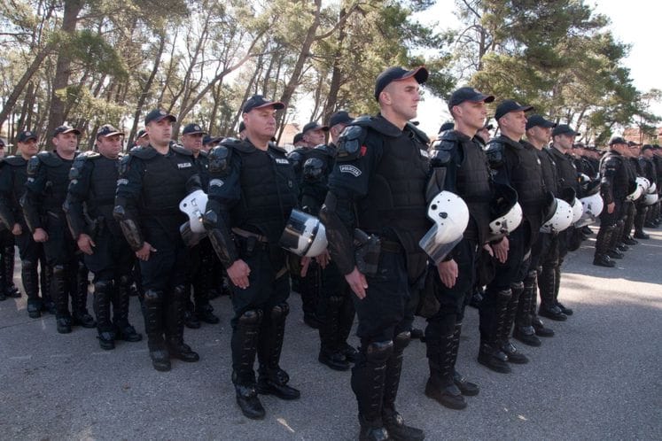 ZLOUPOTRIJEBLJENI OD ČELNIKA BEZBJEDNOSNOG SEKTORA: Pripadnici Uprave policije 