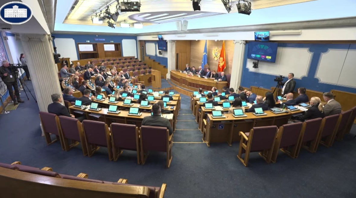 Sa današnje sjednice Skupštine (Foto: Stop kadar)