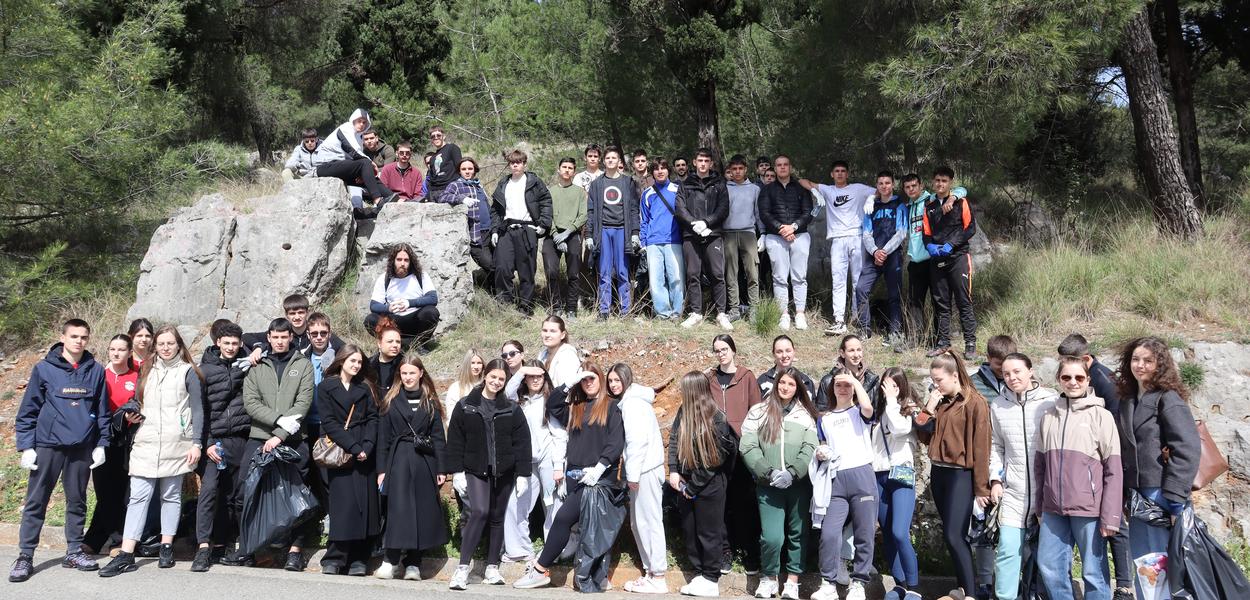 Akcija čišćenja Ljubovića (Foto: MOACG)