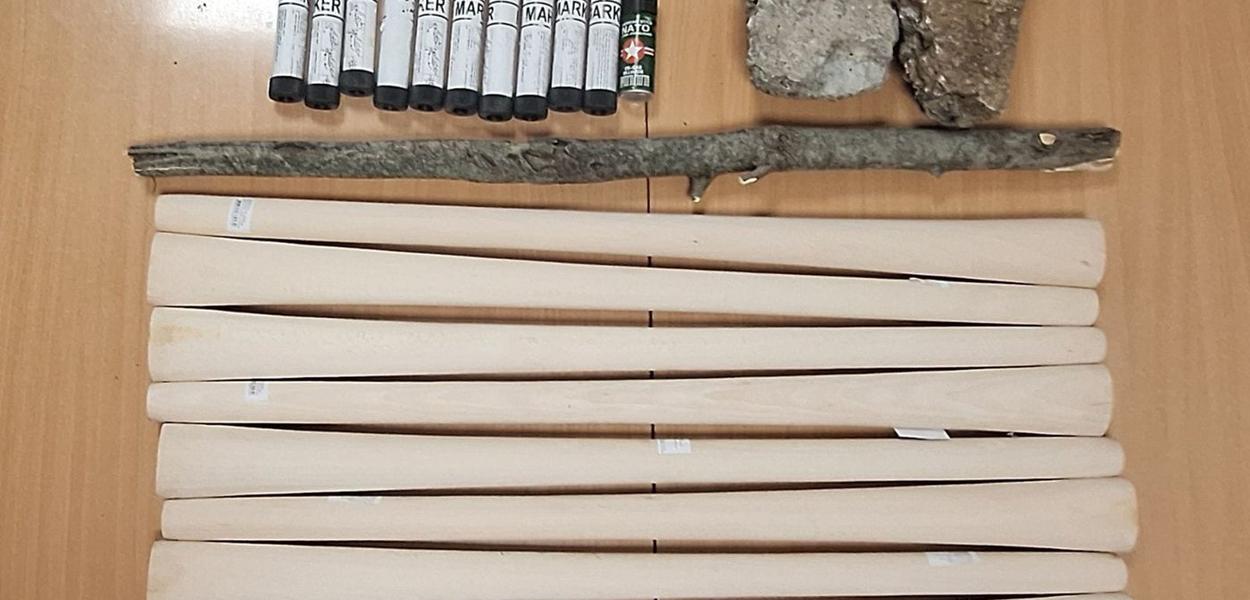 Zaplijenjeno na utakmici (Foto: Uprava policije)