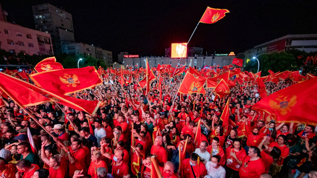 ZAŠTO ĆUTI GRAĐANSKA CRNA GORA: Sa jednog od mitinga suverenista u Podgorici 