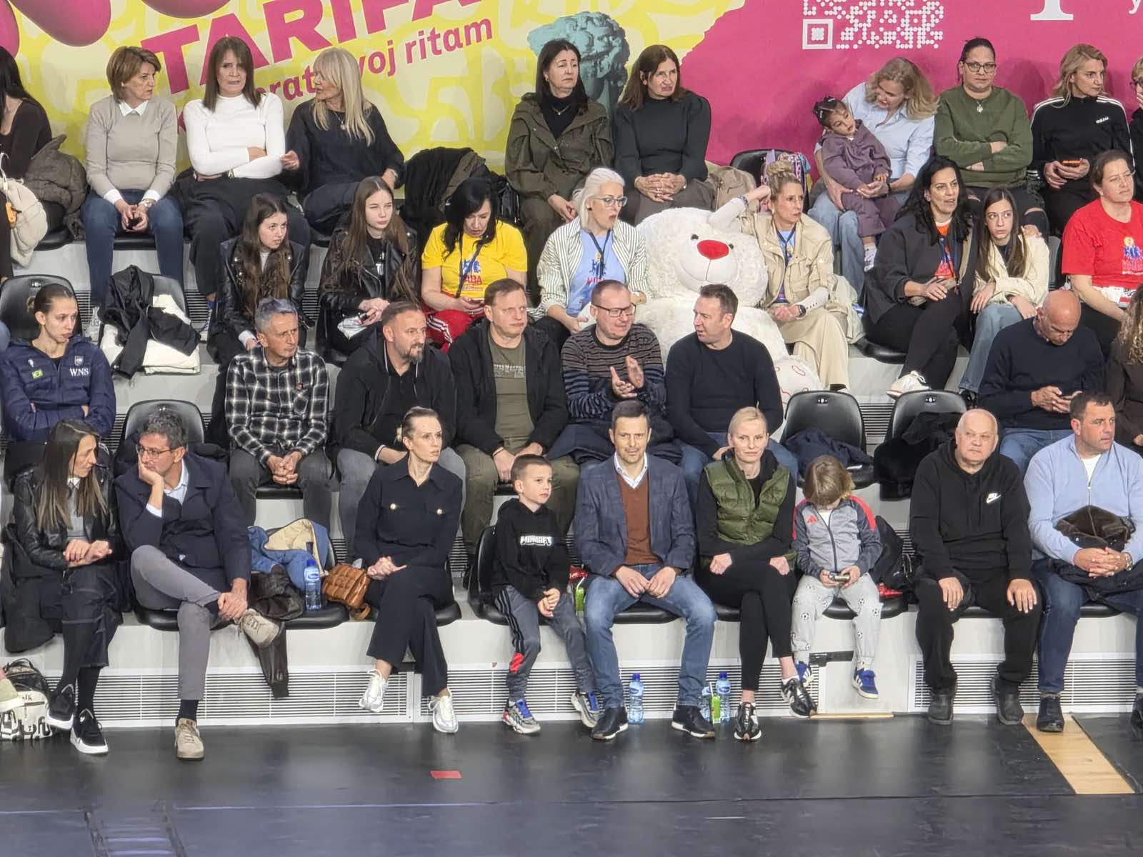 Saša Mujović sa porodicom