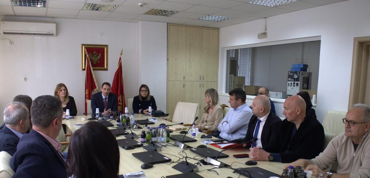 Marković sa urednicima medija (Foto: VDT)