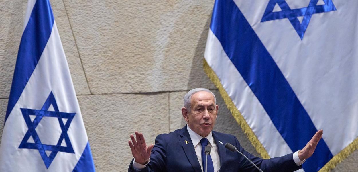 Benjamin Netanjahu u izraelskom parlamentu, Knesetu, 10. novembar 2025. (Foto: AP Photo/Ohad Zwigenberg)