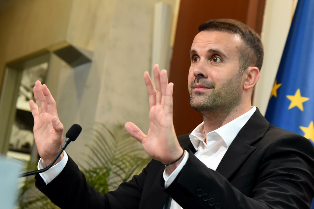 VJERUJETE LI NJEMU ILI SVOJIM OČIMA: Milojko Spajić, premijer (Foto: UGC )