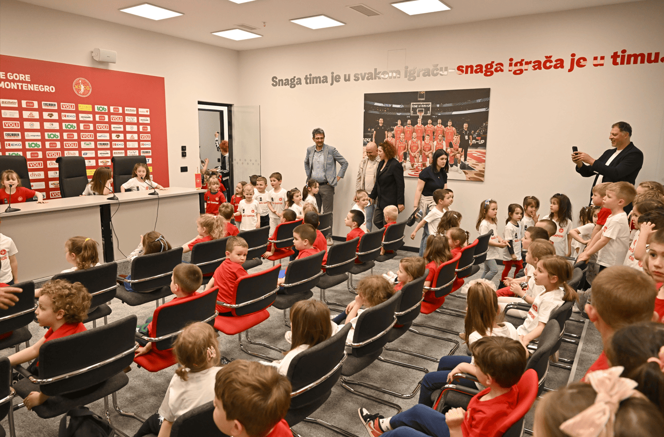 Mališani iz vrtića "Ljubica Popović" u posjeti KSCG