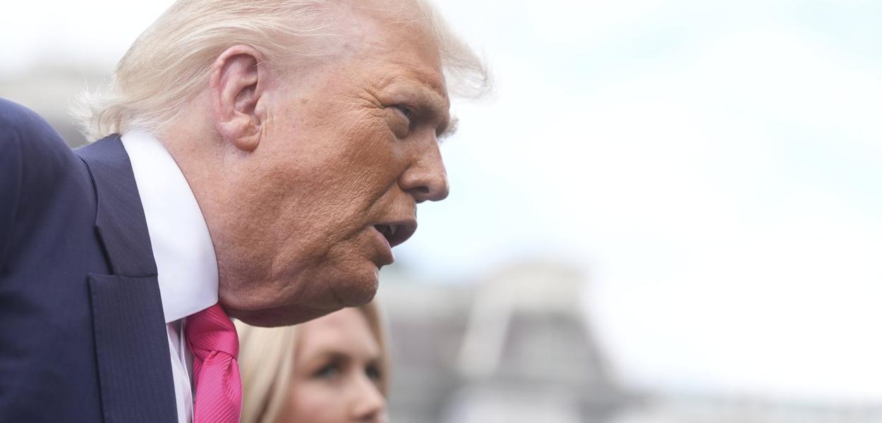 Donald Tramp i Kerolajn Levit (Foto: AP Photo/Manuel Balce Ceneta)