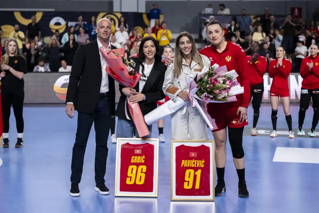 Itana Grbić i Ivona Pavićević