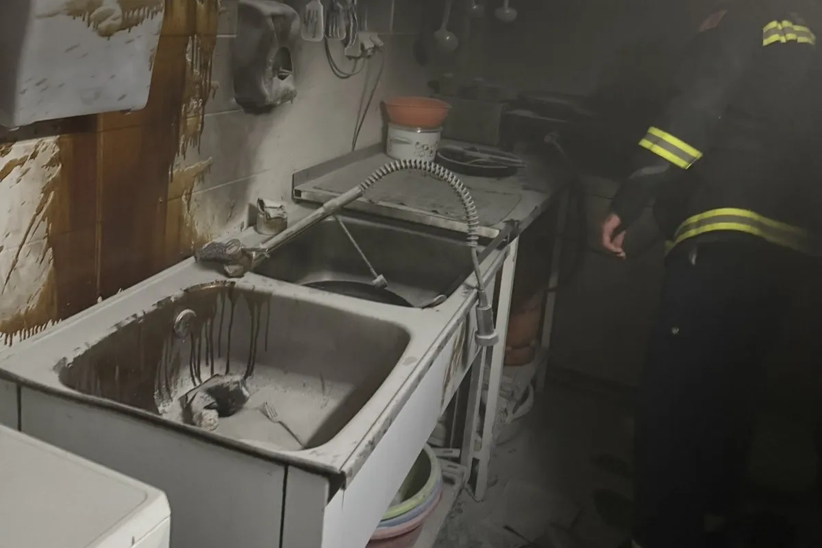 Požar u restoranu na Rijeci Crnojevića (Foto: Služba zaštite i spašavanja Cetinje / Radio Cetinje)