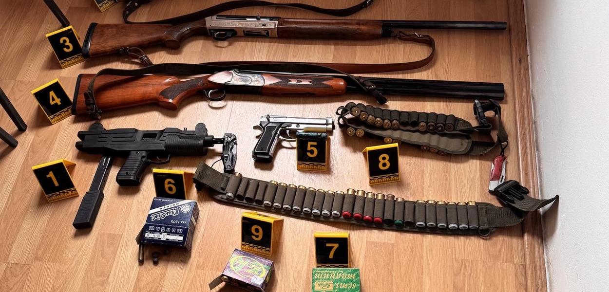 Pronađeno oružje (Foto: Uprava policije)