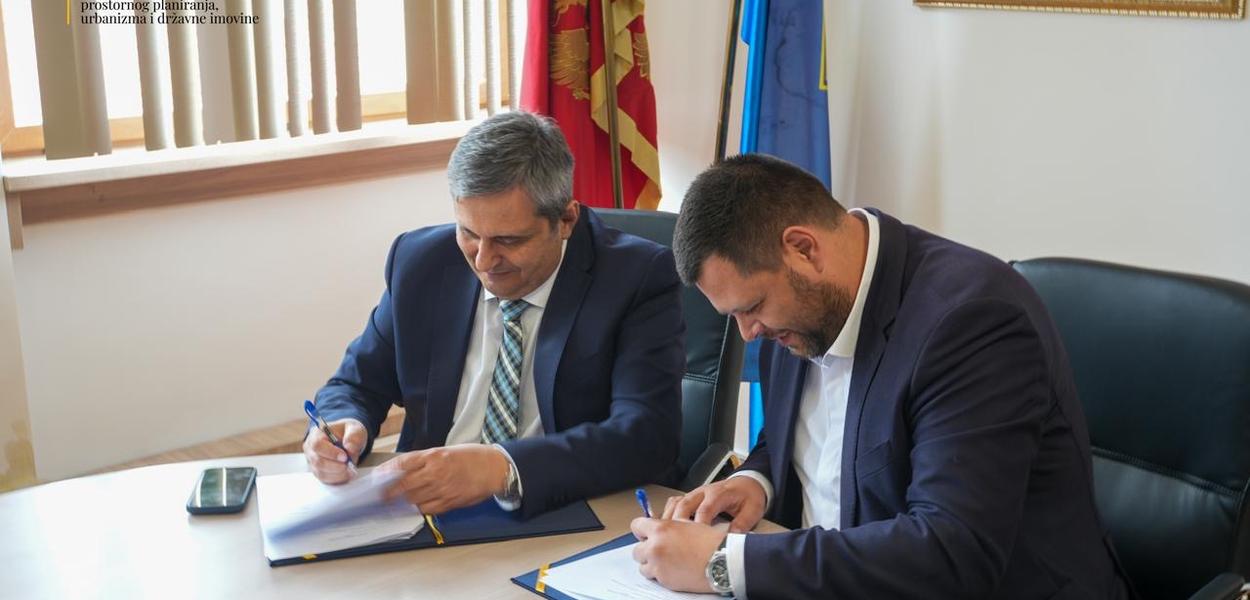 Radunović i Kovačević (Foto: Ministarstvo prostornog planiranja, urbanizma i državne imovine)