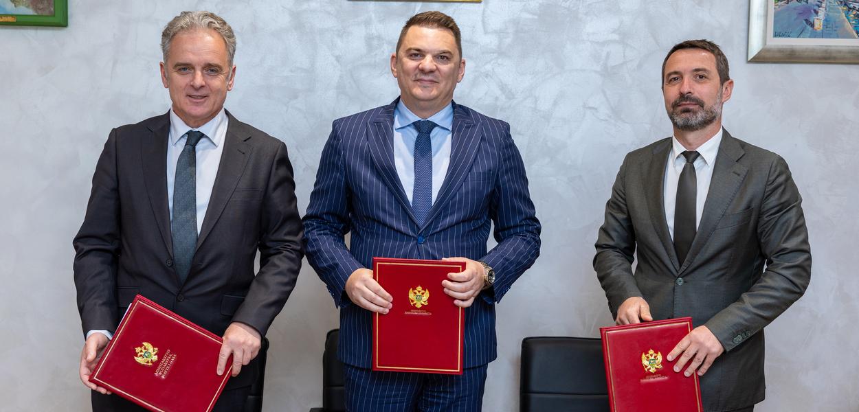 Sa potpisivanja ugovora (Foto: Ministarstvo energetike i rudarstva)