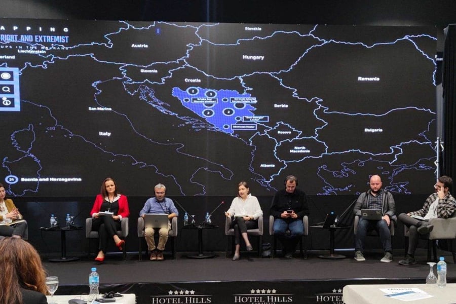 Predstavljenje "mape ekstremističkih i desničarskih organizacija u regionu", novembra 2022. godine (Foto: BIRN BIH)