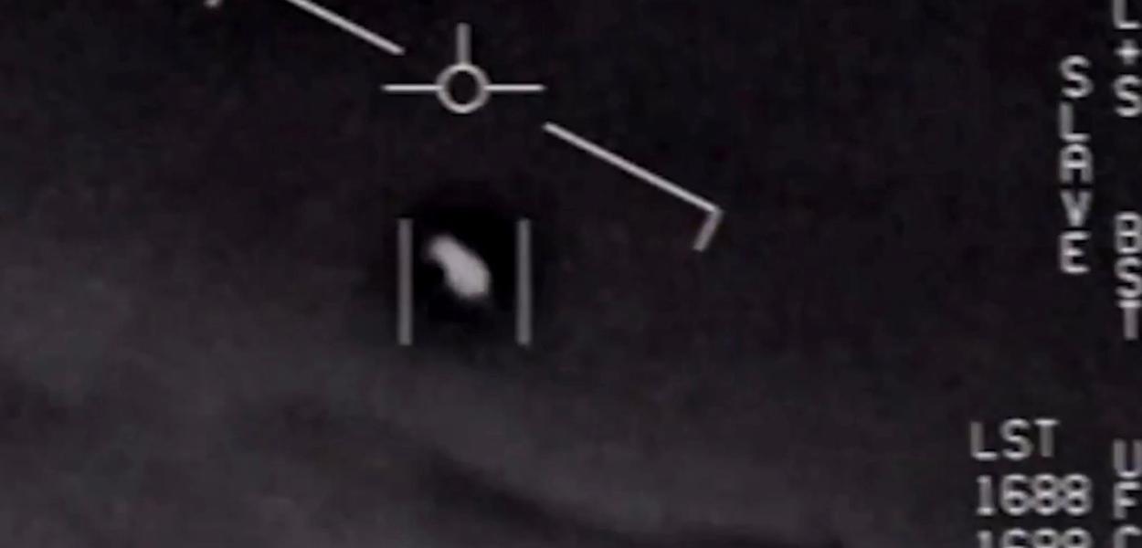 Snimak ekrana iz jednog od dosijea o NLO-ima koje je objavio Pentagon. (Foto: TheNewRegion)