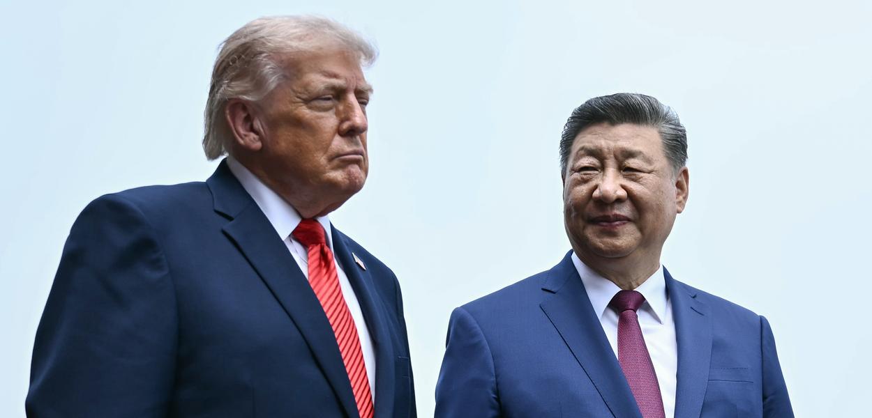 Donald Tramp i Si Đinping (Foto: AP/Brendan Smialowski)
